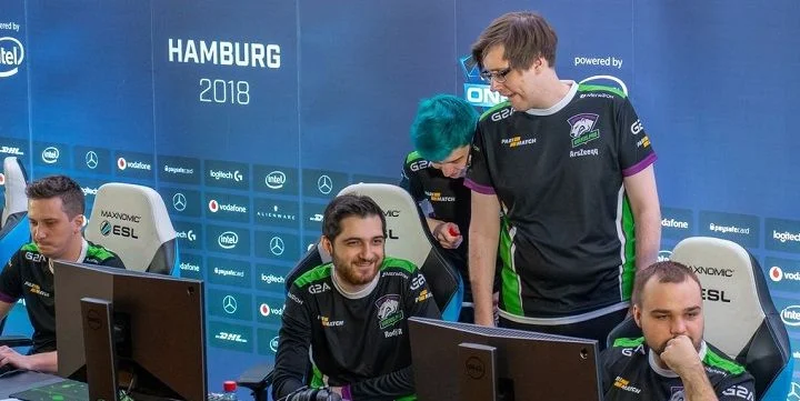 Virtus.pro - Fnatic Virtus.pro - Fnatic