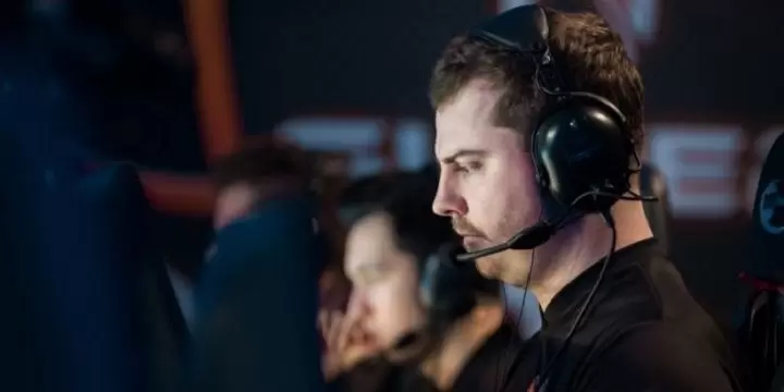 Hellraisers - BIG. Прогноз на CS:GO (02.12.2018) Hellraisers - BIG. Прогноз на CS:GO (02.12.2018)