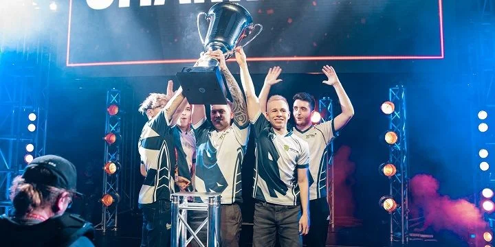 Astralis - Liquid. Прогноз на CS:GO (06.12.2018) Astralis - Liquid. Прогноз на CS:GO (06.12.2018)