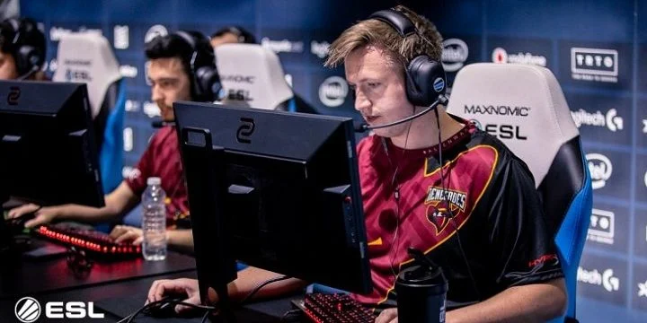 Renegades - Mousesports. Прогноз на CS:GO (07.12.2018) Renegades - Mousesports. Прогноз на CS:GO (07.12.2018)