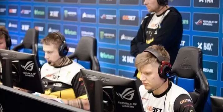 Natus Vincere - Cloud9. Прогноз на CS:GO (15.12.2018) Natus Vincere - Cloud9. Прогноз на CS:GO (15.12.2018)