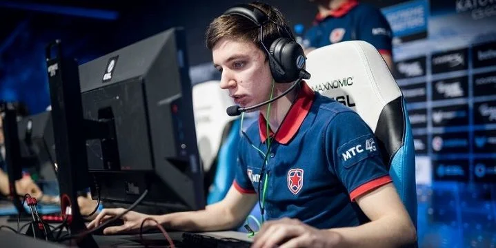 Spirit - Gambit. Прогноз на CS:GO (19.01.2019) Spirit - Gambit. Прогноз на CS:GO (19.01.2019)