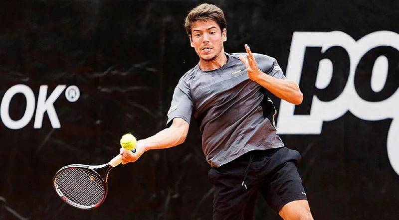 Циципас - Домингеш. Прогноз на матч ATP Эшторил (03.05.2019)