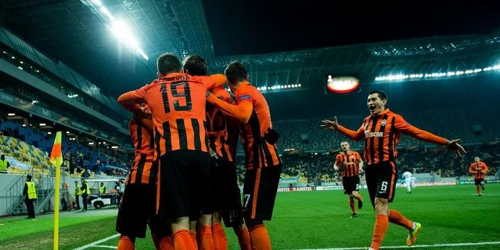 Заря – Шахтер. Прогноз (кф. 2,15) на матч чемпионата Украины (19.05.2019) Заря – Шахтер. Прогноз (кф. 2,15) на матч чемпионата Украины (19.05.2019)