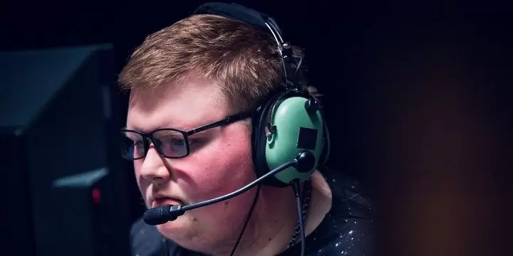 Na'Vi - Mousesports. Прогноз на матч CS:GO (02.07.2019) Na'Vi - Mousesports. Прогноз на матч CS:GO (02.07.2019)
