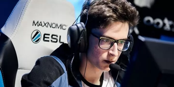 CR4ZY - Sprout. Прогноз на матч CS:GO (17.07.2019) CR4ZY - Sprout. Прогноз на матч CS:GO (17.07.2019)