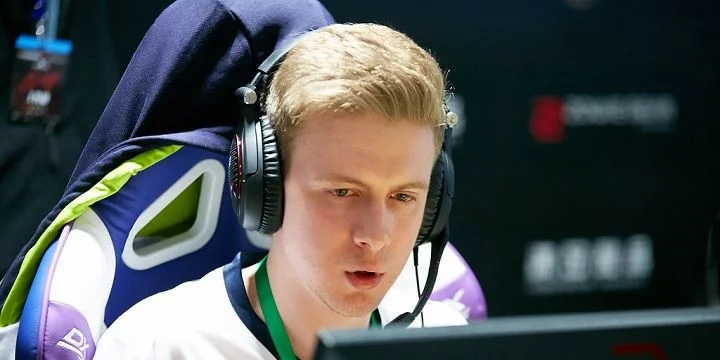 Spirit - DreamEaters. Прогноз на матч CS:GO (24.07.2019) Spirit - DreamEaters. Прогноз на матч CS:GO (24.07.2019)