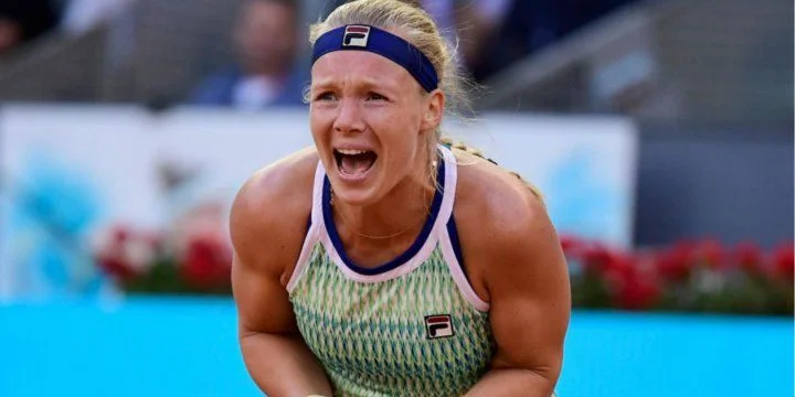 Кики Бертенс - Паула Бадоса Гилберт. Прогноз на матч WTA Палермо (27.07.2019)