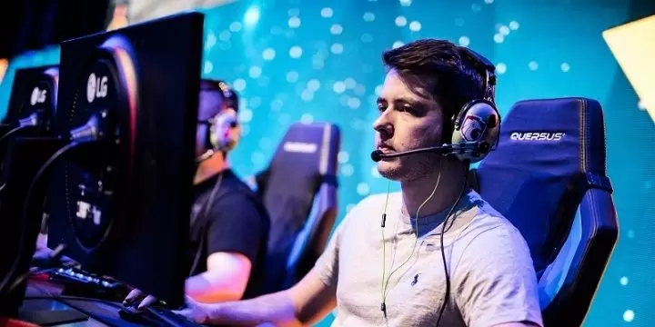 Izako Boars — Illuminar. Прогноз на матч CS:GO (14 августа 2019 года) Izako Boars — Illuminar. Прогноз на матч CS:GO (14 августа 2019 года)