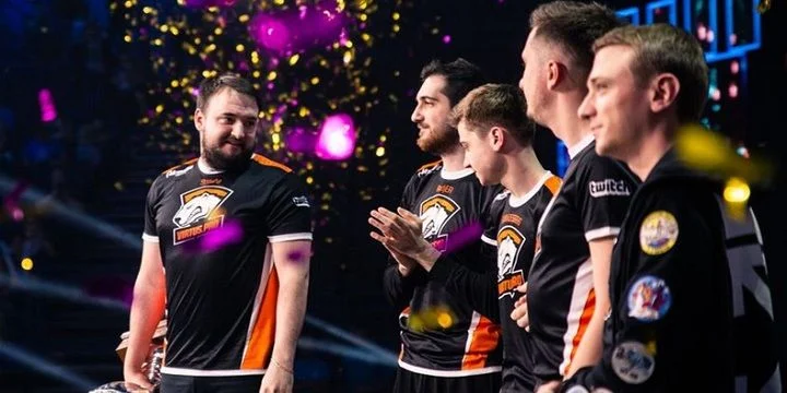 Virtus.pro — RNG. Прогноз на матч Dota 2 (15 августа 2019 года)