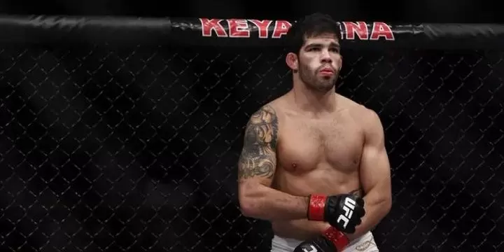 Рафаэль Ассунсао — Кори Сэндхаген. Прогноз на UFC (18 августа 2019 года) Рафаэль Ассунсао — Кори Сэндхаген. Прогноз на UFC (18 августа 2019 года)