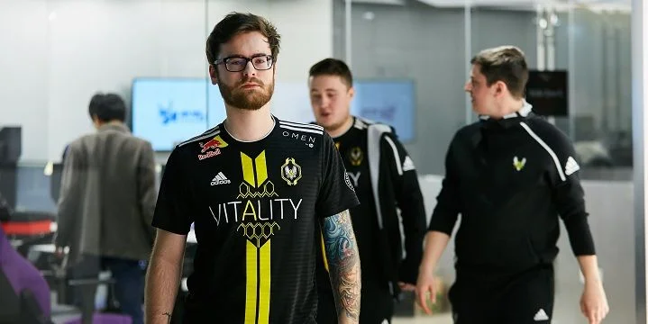 Vitality — Syman. Прогноз на матч CS:GO (23 августа 2019 года) Vitality — Syman. Прогноз на матч CS:GO (23 августа 2019 года)