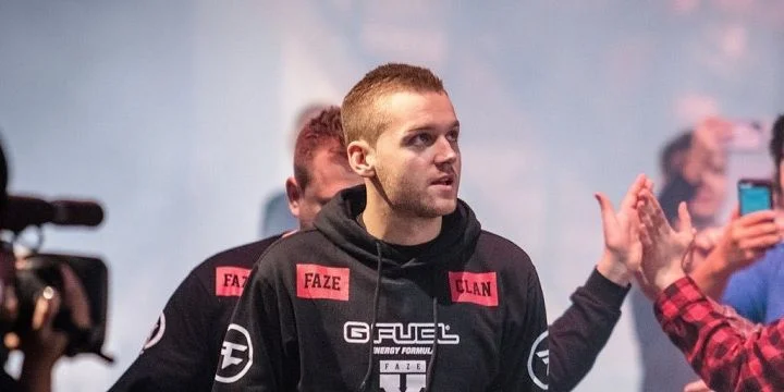 FaZe Clan — Vitality. Прогноз на матч CS:GO (29 августа 2019 года)