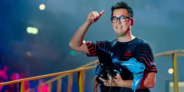 Na'Vi — AVANGAR. Прогноз на матч CS:GO (14 сентября 2019 года) Na'Vi — AVANGAR. Прогноз на матч CS:GO (14 сентября 2019 года)