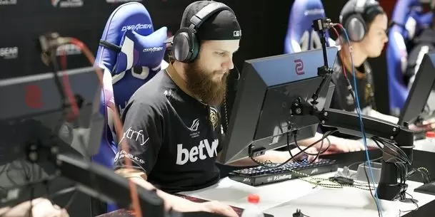 Na'Vi — NIP. Прогноз на матч CS:GO (14 сентября 2019 года) Na'Vi — NIP. Прогноз на матч CS:GO (14 сентября 2019 года)