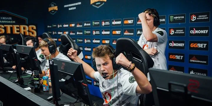 Mousesports — BIG. Прогноз на матч CS:GO (8 октября 2019 года) Mousesports — BIG. Прогноз на матч CS:GO (8 октября 2019 года)