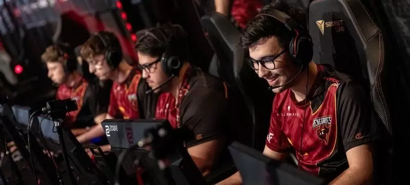 100 Thieves - Evil Geniuses 100 Thieves - Evil Geniuses