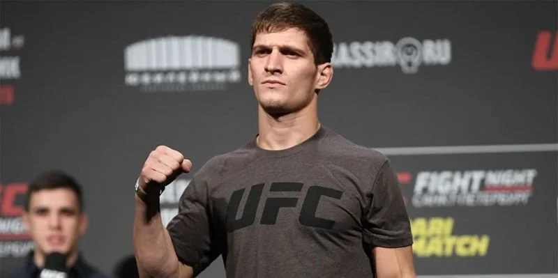 Энрике Барзола — Мовсар Евлоев. Прогноз на UFC (26 октября 2019 года) Энрике Барзола — Мовсар Евлоев. Прогноз на UFC (26 октября 2019 года)