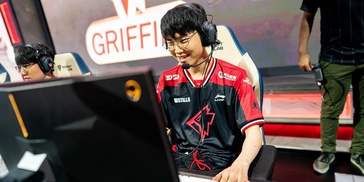 Griffin - Invictus Gaming Griffin - Invictus Gaming