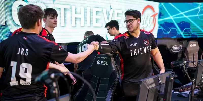 100 Thieves — eUnited. Прогноз на матч CS:GO (17 ноября 2019 года) 100 Thieves — eUnited. Прогноз на матч CS:GO (17 ноября 2019 года)
