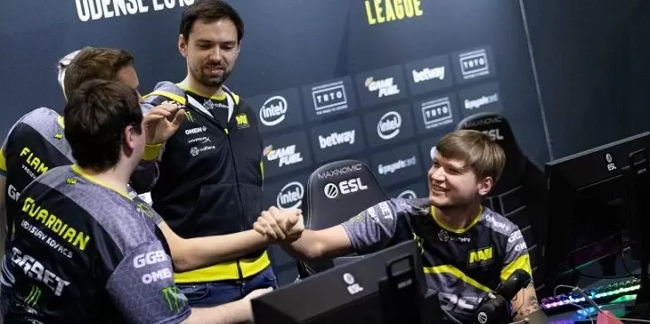 Na'Vi — Evil Geniuses. Прогноз на матч CS:GO (6 декабря 2019 года) Na'Vi — Evil Geniuses. Прогноз на матч CS:GO (6 декабря 2019 года)