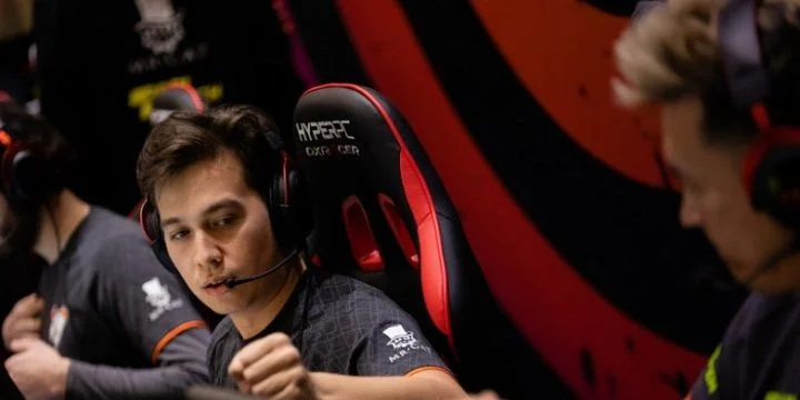 Virtus.pro — GODSENT. Прогноз на матч CS:GO (4 февраля 2020 года) Virtus.pro — GODSENT. Прогноз на матч CS:GO (4 февраля 2020 года)