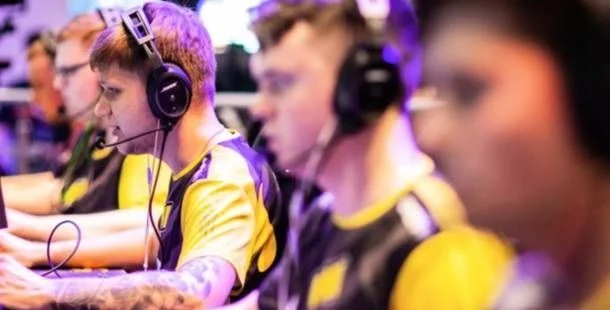 Na'Vi — Astralis. Прогноз на матч CS:GO (8 февраля 2020 года) Na'Vi — Astralis. Прогноз на матч CS:GO (8 февраля 2020 года)