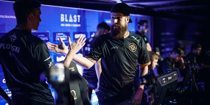 Ninjas in Pyjamas - compLexity Gaming Ninjas in Pyjamas - compLexity Gaming