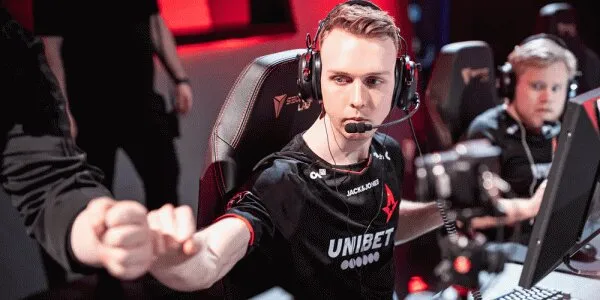Fnatic — Astralis. Прогноз на матч CS:GO (18 сентября 2020 года) Fnatic — Astralis. Прогноз на матч CS:GO (18 сентября 2020 года)