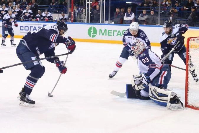 Нефтехимик - Металлург Мг