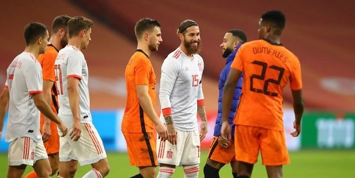Швейцария — Испания: прогноз на матч Лиги Наций (14 ноября 2020 года) Швейцария — Испания: прогноз на матч Лиги Наций (14 ноября 2020 года)