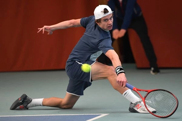 Энцо Коко - Эван Фурнесс. Прогноз на матч ATP Кемпер (28 января 2021 года)
Энцо Коко - Эван Фурнесс. Прогноз на матч ATP Кемпер (28 января 2021 года)