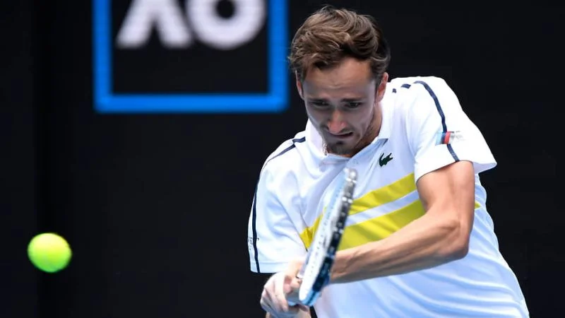 Маккензи Макдональд - Даниил Медведев. Прогноз на матч ATP Австралиан Оупен (15 февраля 2021 года)
Маккензи Макдональд - Даниил Медведев. Прогноз на матч ATP Австралиан Оупен (15 февраля 2021 года)