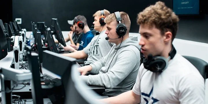Ninjas in Pyjamas - compLexity Gaming Ninjas in Pyjamas - compLexity Gaming