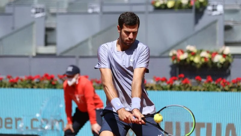 Бенджамин Бонзи - Карен Хачанов. Прогноз на матч ATP Лион (18 мая 2021 года)
