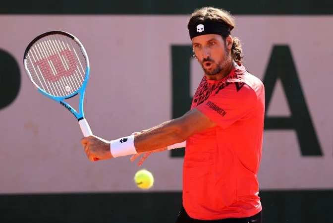 Фелисиано Лопес - Алексей Попырин. Прогноз на матч ATP Штутгарт (9 июня 2021 года)
Фелисиано Лопес - Алексей Попырин. Прогноз на матч ATP Штутгарт (9 июня 2021 года)